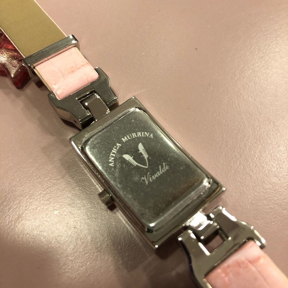 Watch - Picture 3 of 4